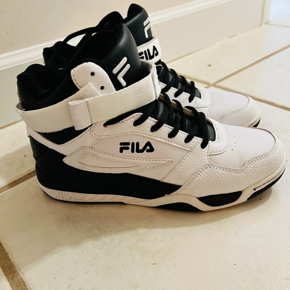 Fila Shoes Fila Multiverse Shoes 85 Whiteblack Poshmark